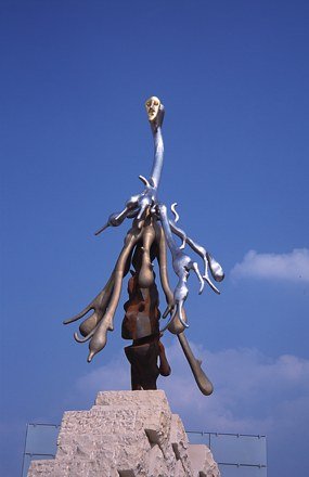 a_grass_ostgelaende_8_20140604_1725444076
